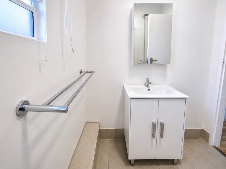 To Let 2 Bedroom Property for Rent in Oranjezicht Western Cape